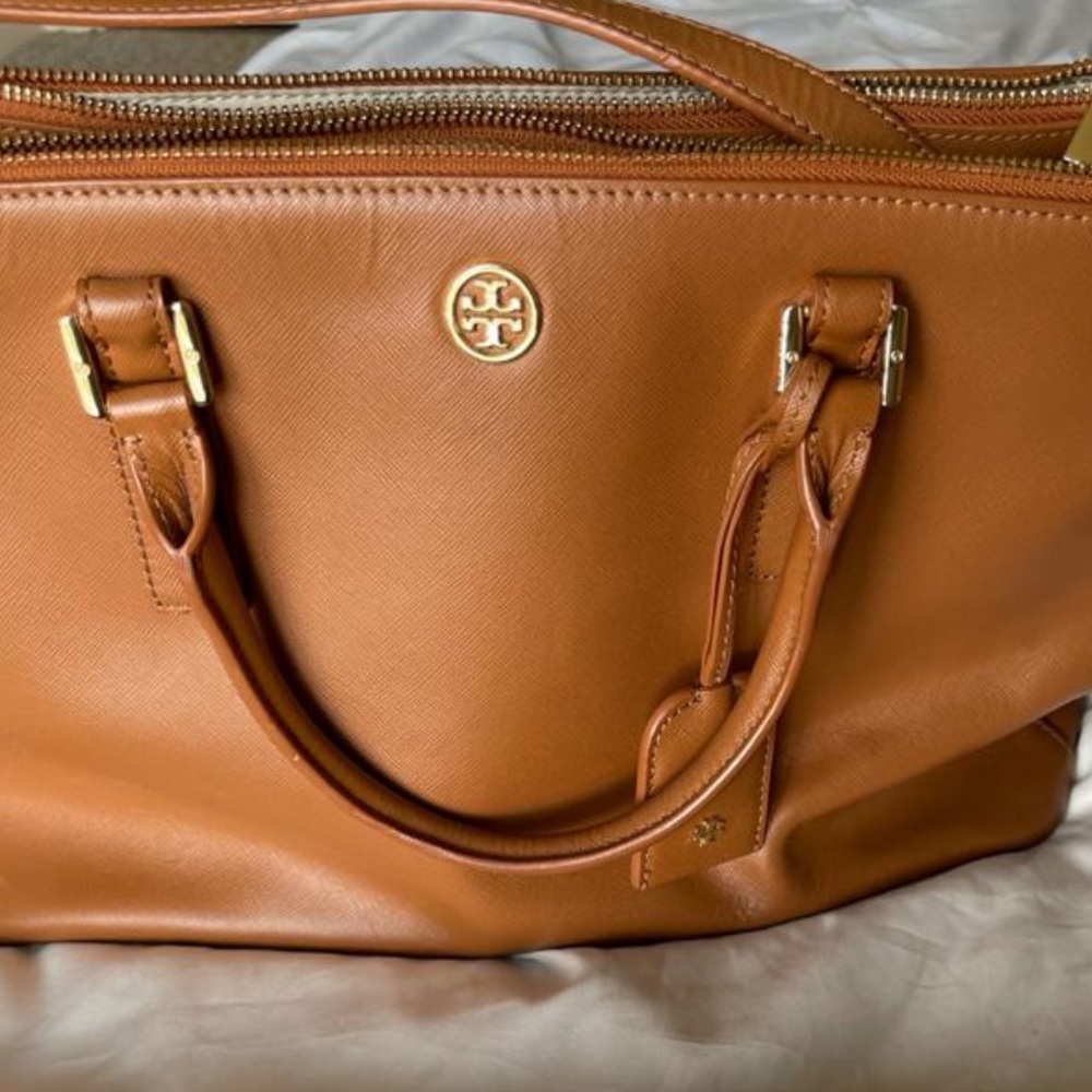 Tory bursh bag